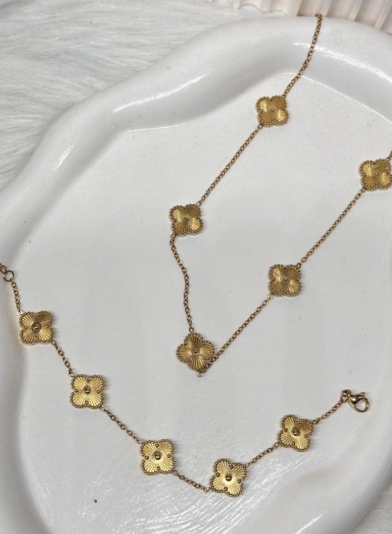 Maya accessories set of( bracelet and necklace ) stainless steel (gold) 