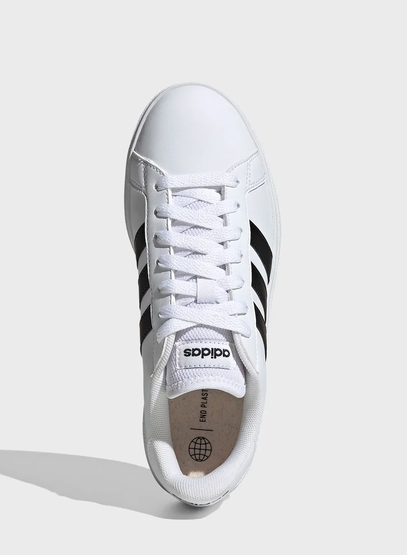 adidas حذاء جراند كورت بيز 2