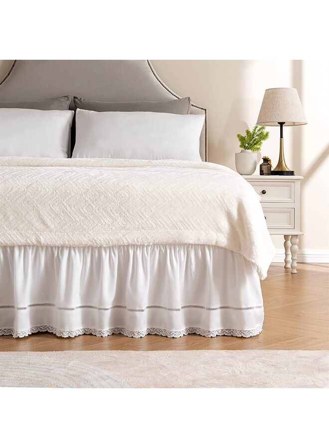 تنورة سرير من الدانتيل المزخرفة، كشكشة مرنة مع أحزمة قابلة للتعديل، ارتفاع 15 بوصة، سهلة الارتداء، غطاء إطار السرير، قابلة للغسل في الغسالة (دانتيل مزهر) - Image 1