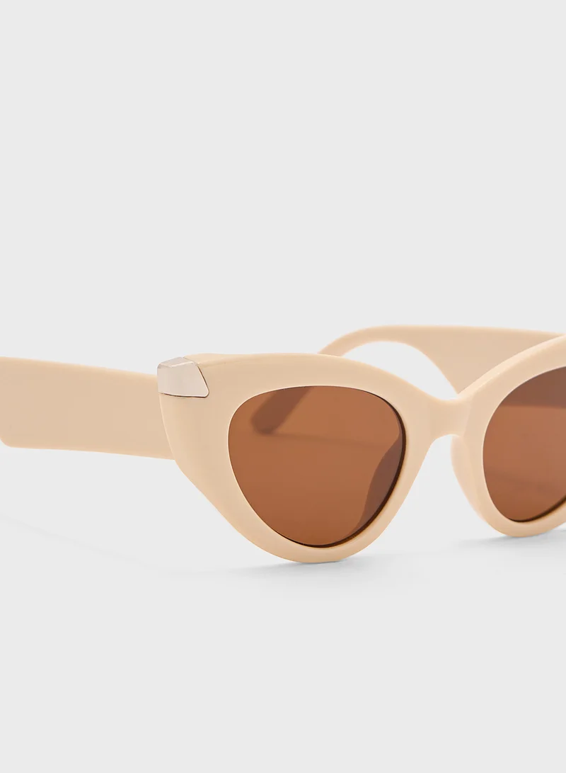 ELLA Wider Arm Cat Eye Sunglasses