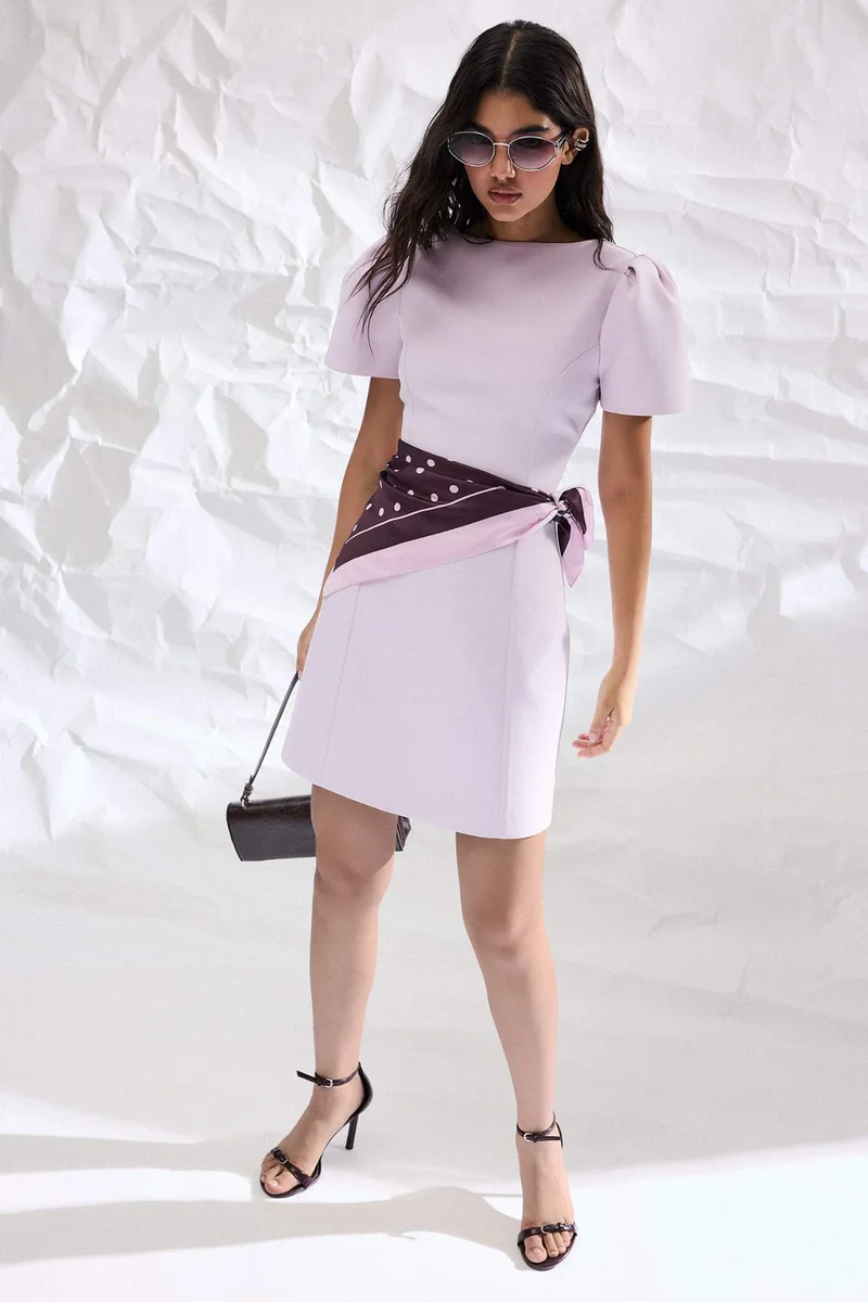 ديفاكتو Tippet Balloon Sleeves Mini Dress