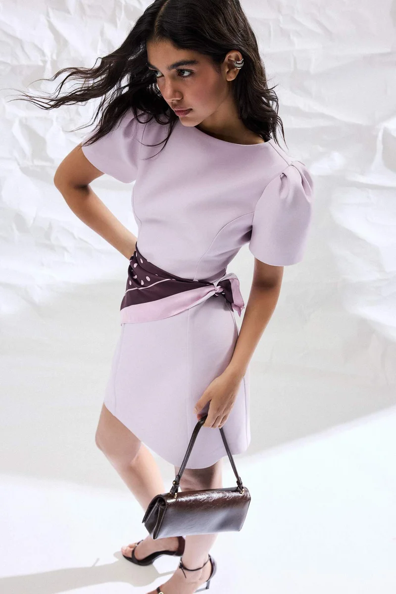 ديفاكتو Tippet Balloon Sleeves Mini Dress