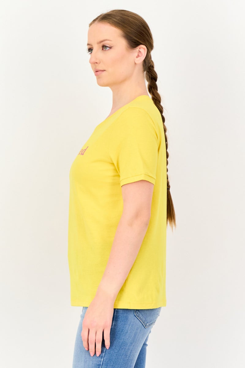 ONLY تي شيرت جدي × أونلي للنساء بأكمام قصيرة وياقة دائرية، أصفر - Image 2