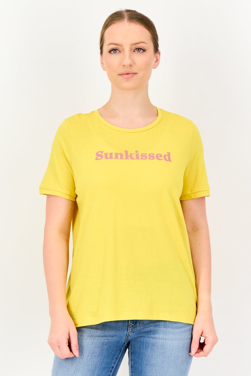 ONLY تي شيرت جدي × أونلي للنساء بأكمام قصيرة وياقة دائرية، أصفر - Image 1