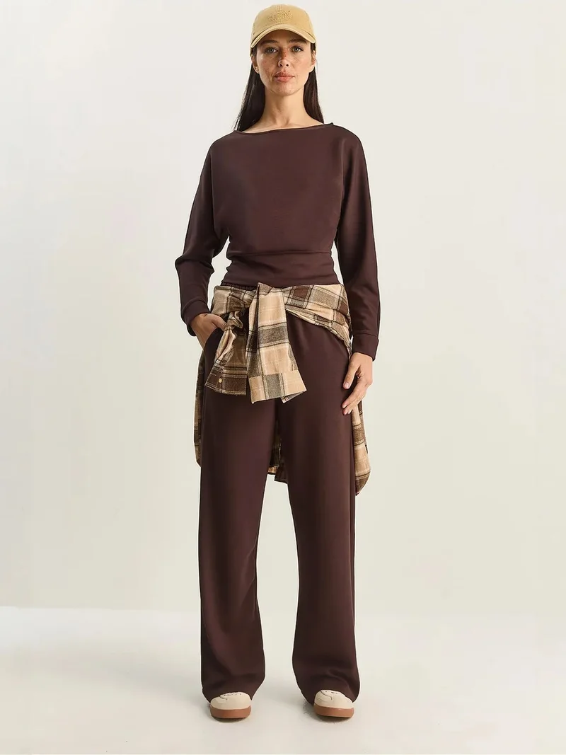 بيانكو لوتشي LUCCI Asymmetrical Collar Knitted High Waist Two-Piece Set