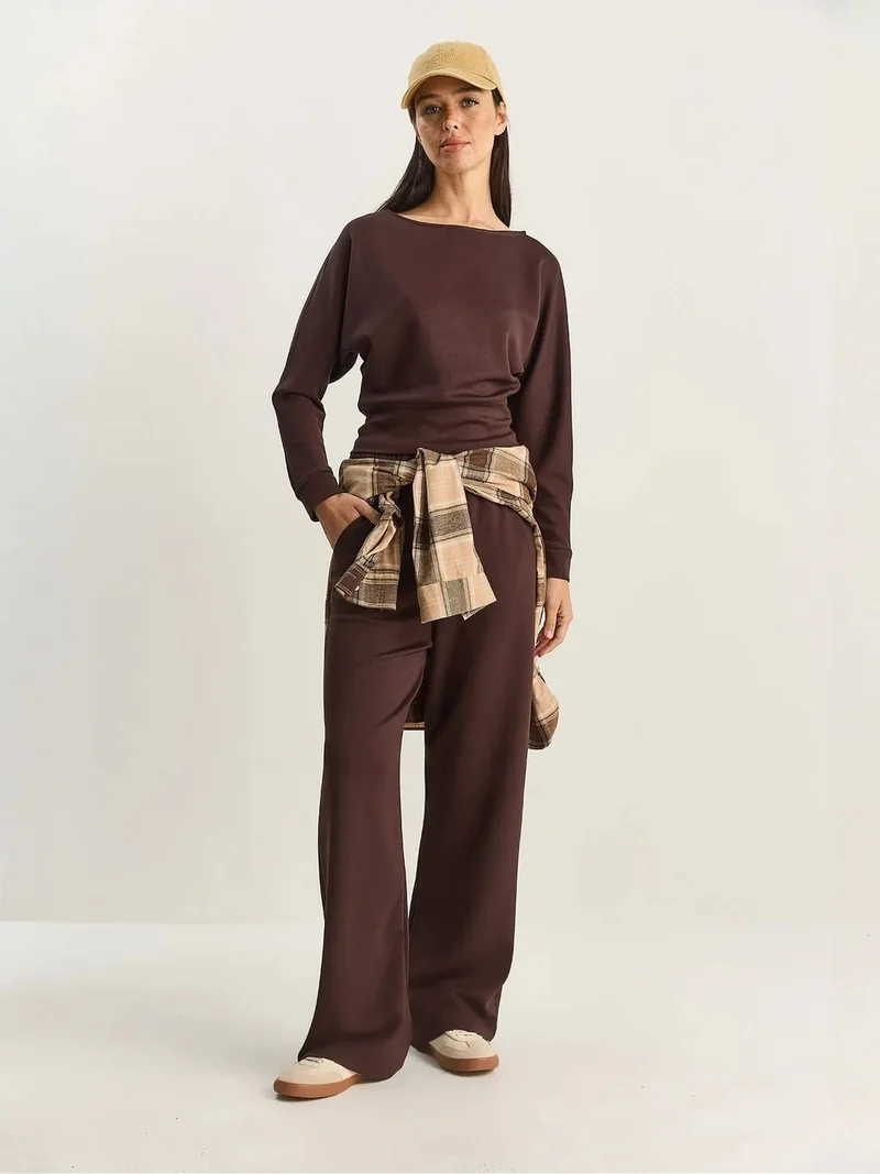 بيانكو لوتشي LUCCI Asymmetrical Collar Knitted High Waist Two-Piece Set