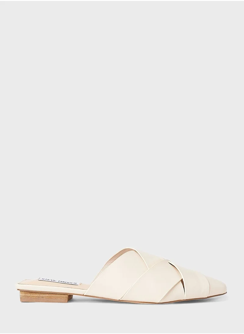 STEVE MADDEN Gambit Flat Mules