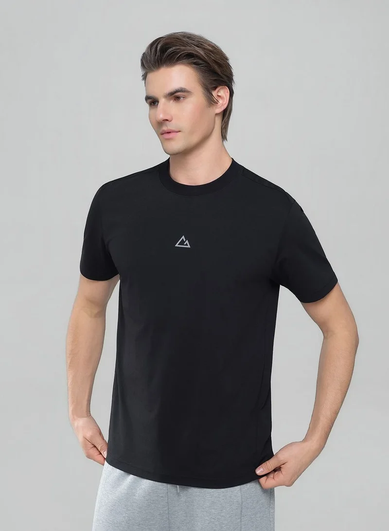 Giordano Men Slim G-Motion Quick Dry Crew Tee