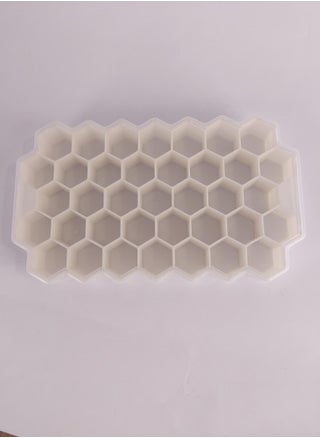 Honeycomb Silicone Ice Cube Tray With Lid Clear Multi colour - pzsku/Z92A2EB644D98A69C2E3BZ/45/1745851837/b44f7809-5375-4c92-8e25-ecde3e71b9ed