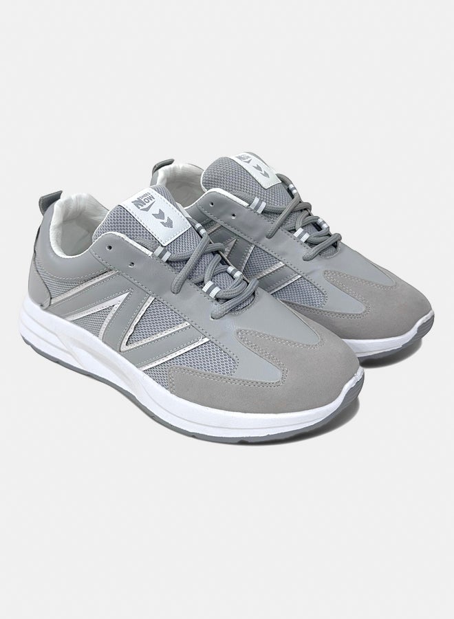 now Modern sports shoes, model D25, designed for comfort and lightweight performance. Perfect for daily wear and various activities, combining style and practicality. - Image 1