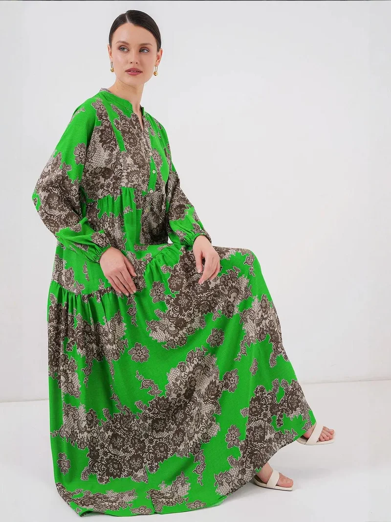 بيغ دارت فستان ماكسي مطبوع بياقة على شكل حرف  وأزرار