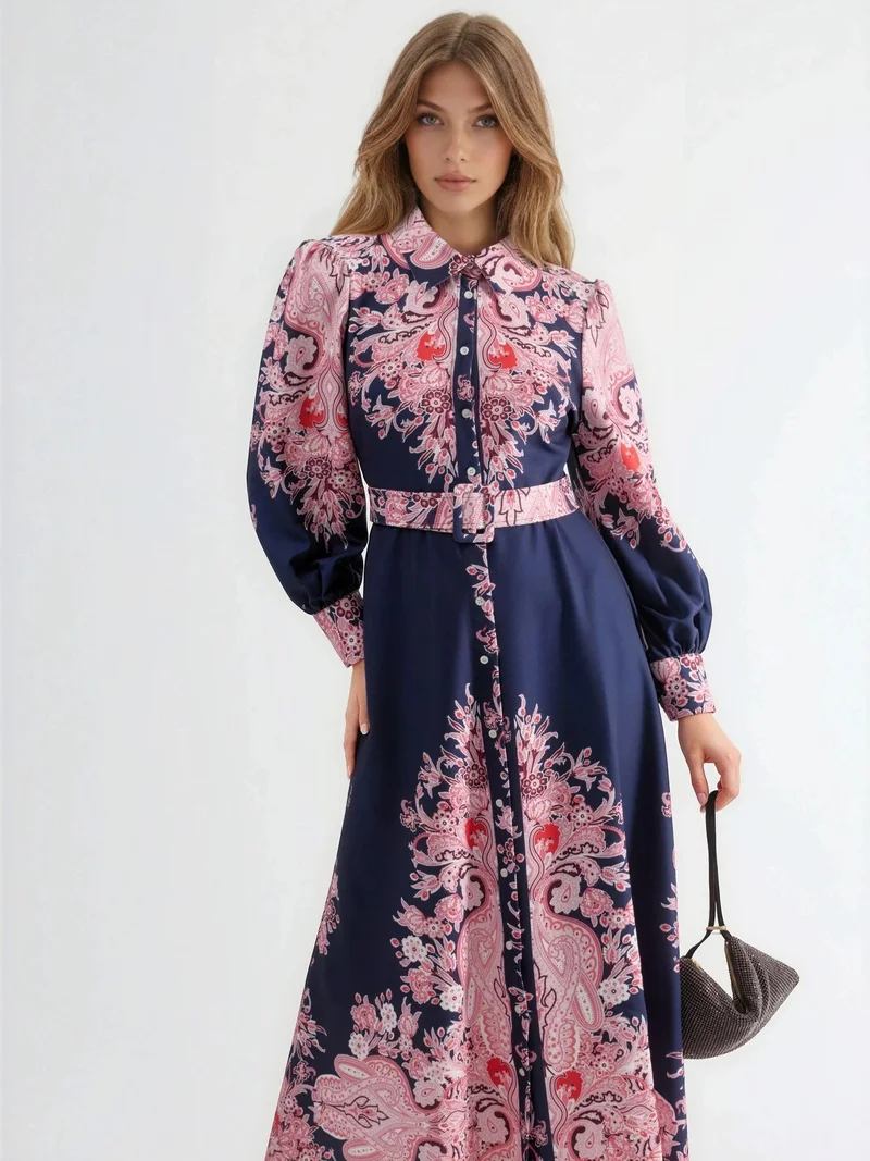 جينيفر Belted Maxi Dress with Paisley Print