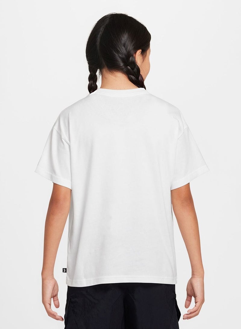 Nike Older Kids' Skate T-Shirt - Image 2