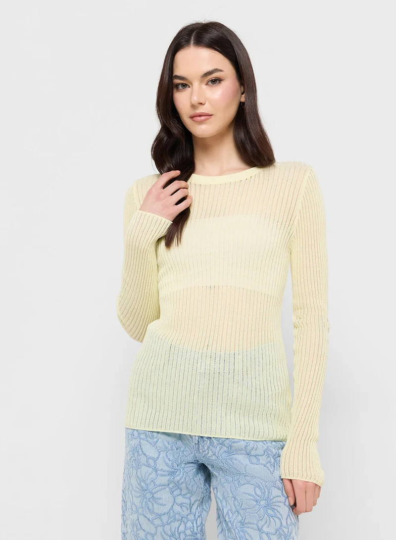 جينجر كنزة خفيفة محبوكة بدقة