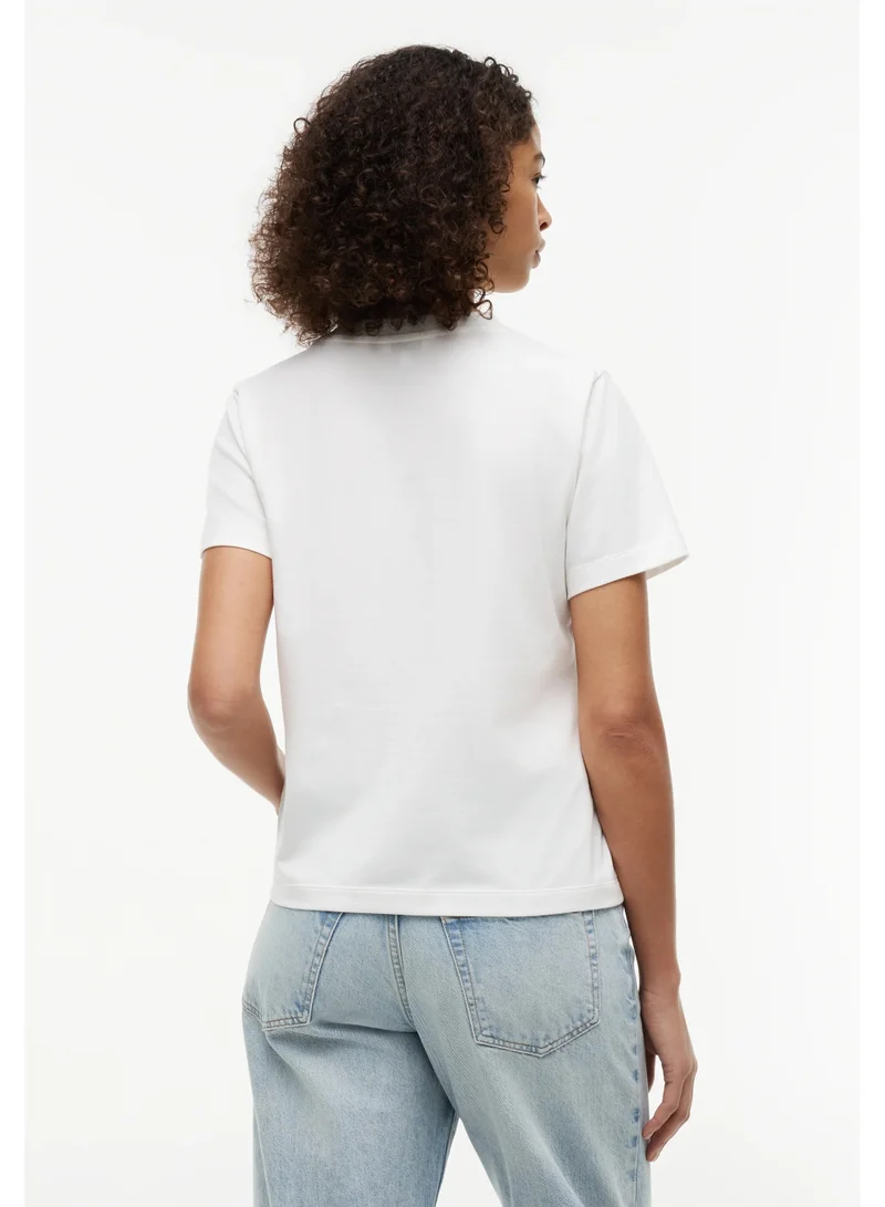 Tommy Hilfiger Logo Embroidery Crew Neck T-Shirt