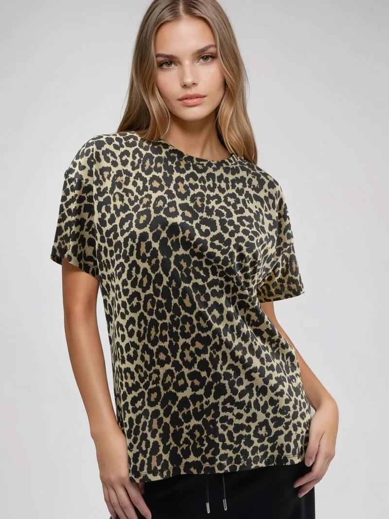 هيكاب Oversized Leopard Print Crew Neck T-Shirt