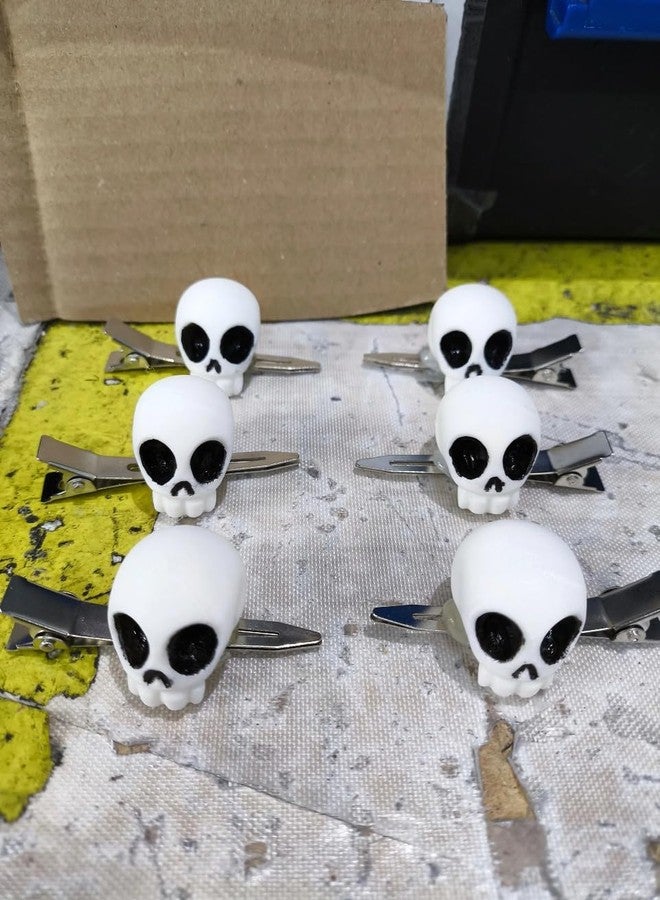 Beoals 3DHalloween Decorative Skull Toy, White Mini Skulls, Gothic Party Decor, Figure Toy,Pack of 1 (10 Pcs) - Image 3