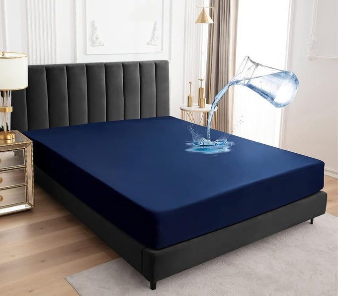 100 WATERPROOF MATTRESS PROTECTOR WITH ZIPPER CHAINZIPPERED MATTRESS ENCASEMENT BED COVER SIXSIDED WATERPROOF MATTRESS PROTECTOR WITH ZIP SINGLE_78X36_6 NAVY BLUE