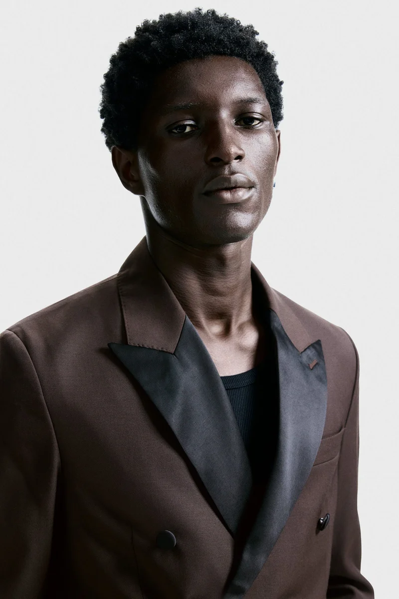 اتش اند ام جاكيت توكسيدو من مزيج الصوف بقصة عادية