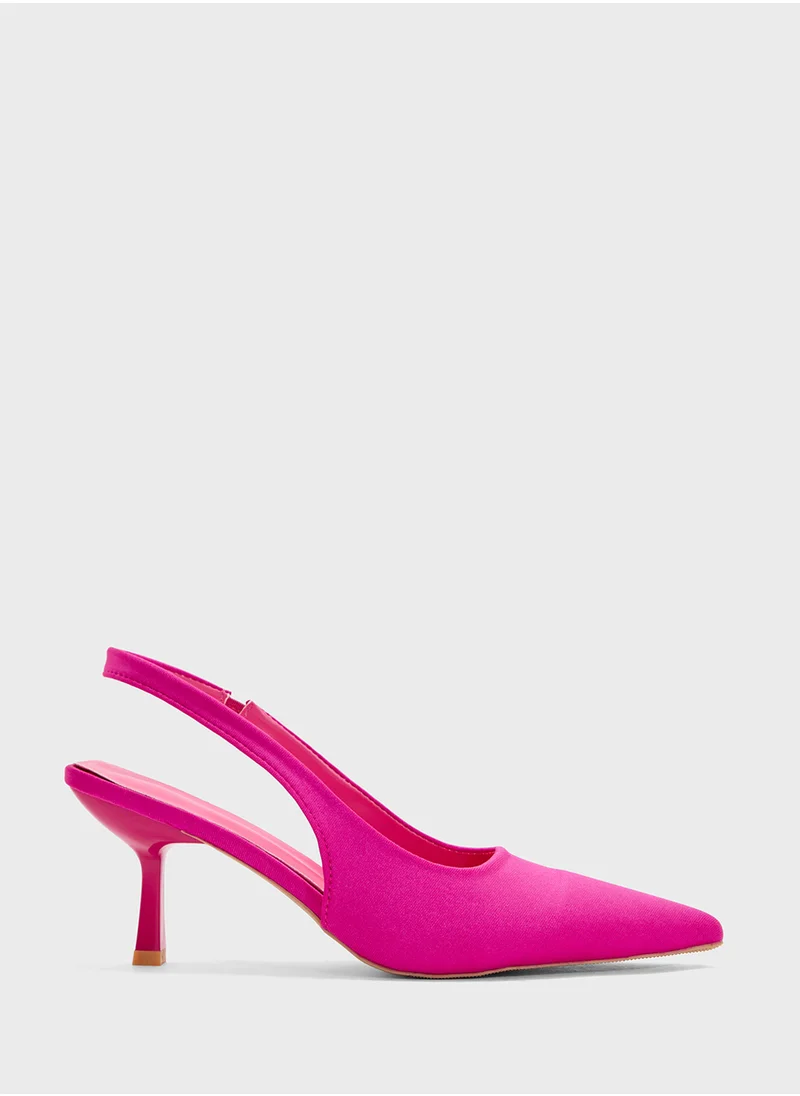 Ginger Ladies Classic Heeled Pump