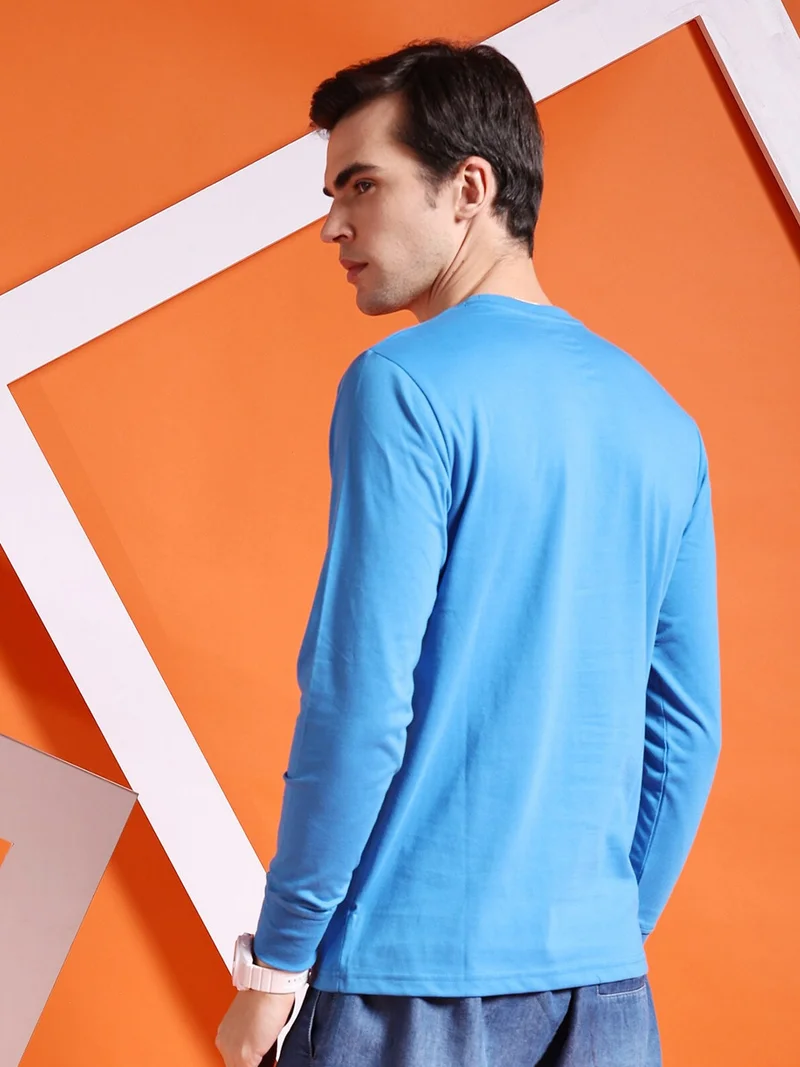 شركة المرآب الهندية Men Slim Fit Solid Round Neck Tshirt