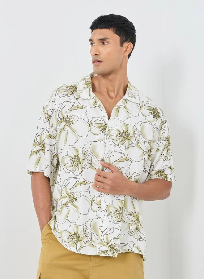 ستايلي قميص واسع بياقة منتجع وطبعة زهور شاملة