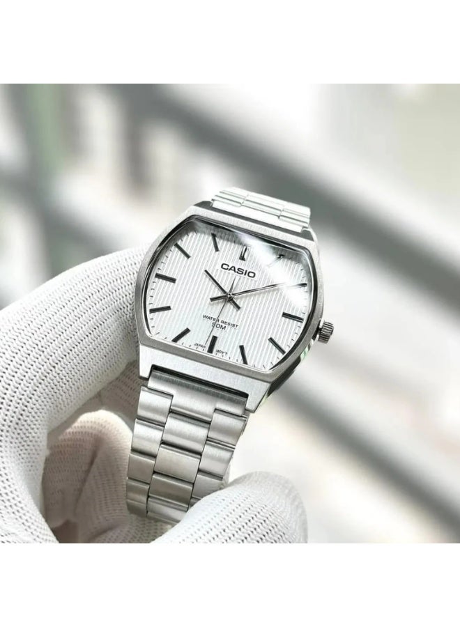 Casio MTP-B140D-7AVDF Men’s Analog Watch – White Dial, Silver Stainless-Steel Bracelet, Slim Minimalist Design - Image 5