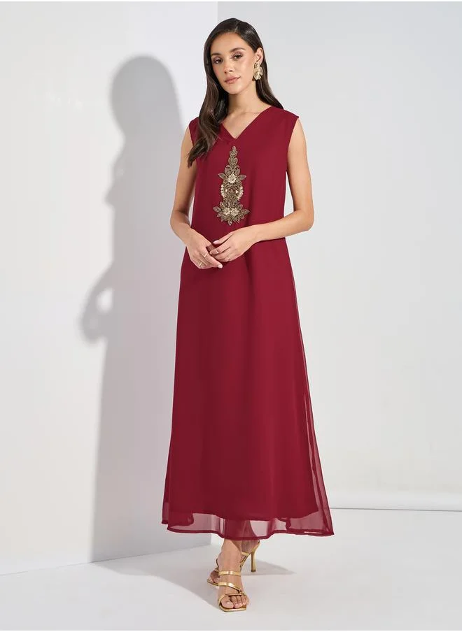 مكسيم كريشن Zardosi Embroidery Kaftan with Tie-Up by Styli