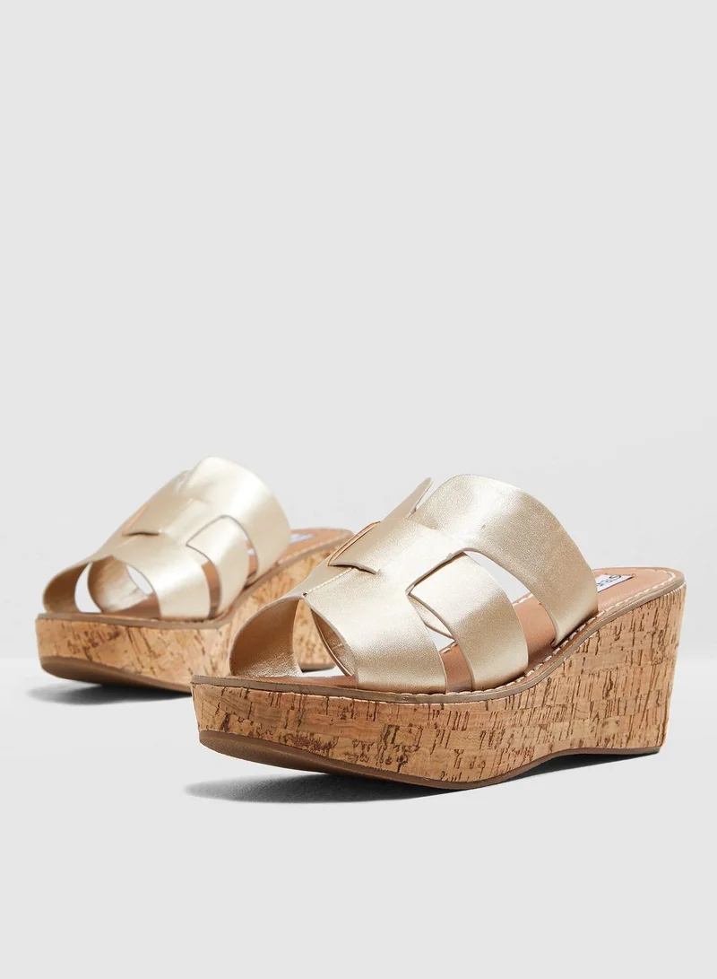 STEVE MADDEN Sammy Wedge Sandal - Gold