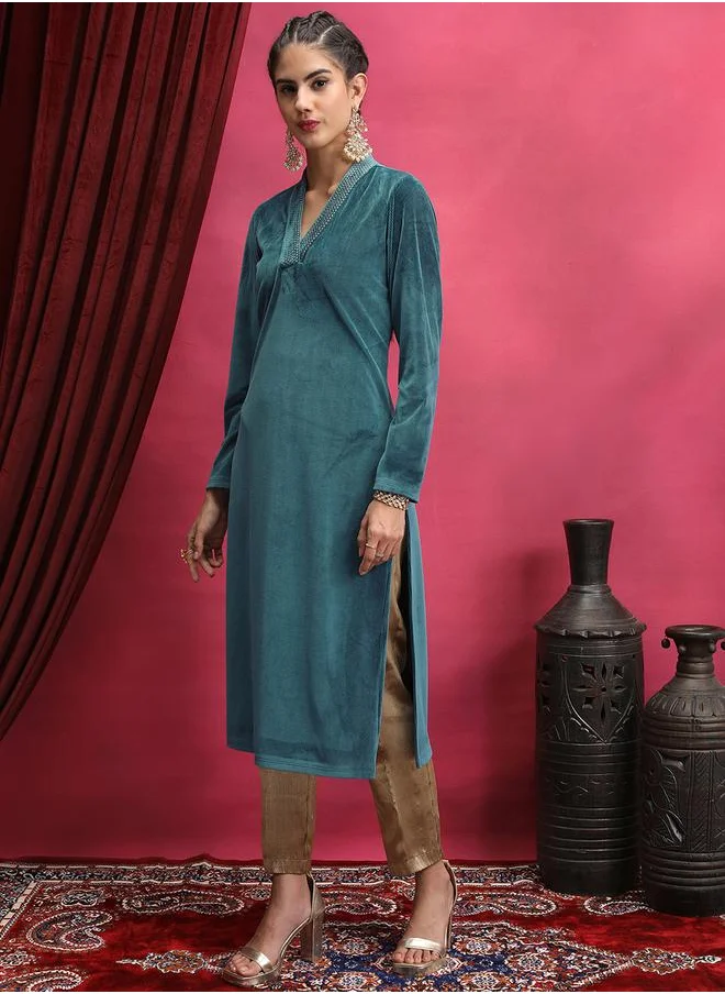 Vishudh Women Regular Fit V-Neck Straight Kurta by Styli