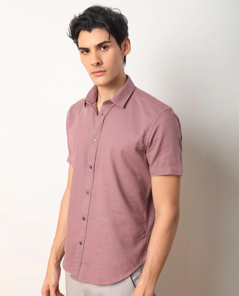 Rare Rabbit Rare Rabbit Men's Rissa Dusky Pink Cotton Fabric Half Sleeves Solid Dobby Shirt