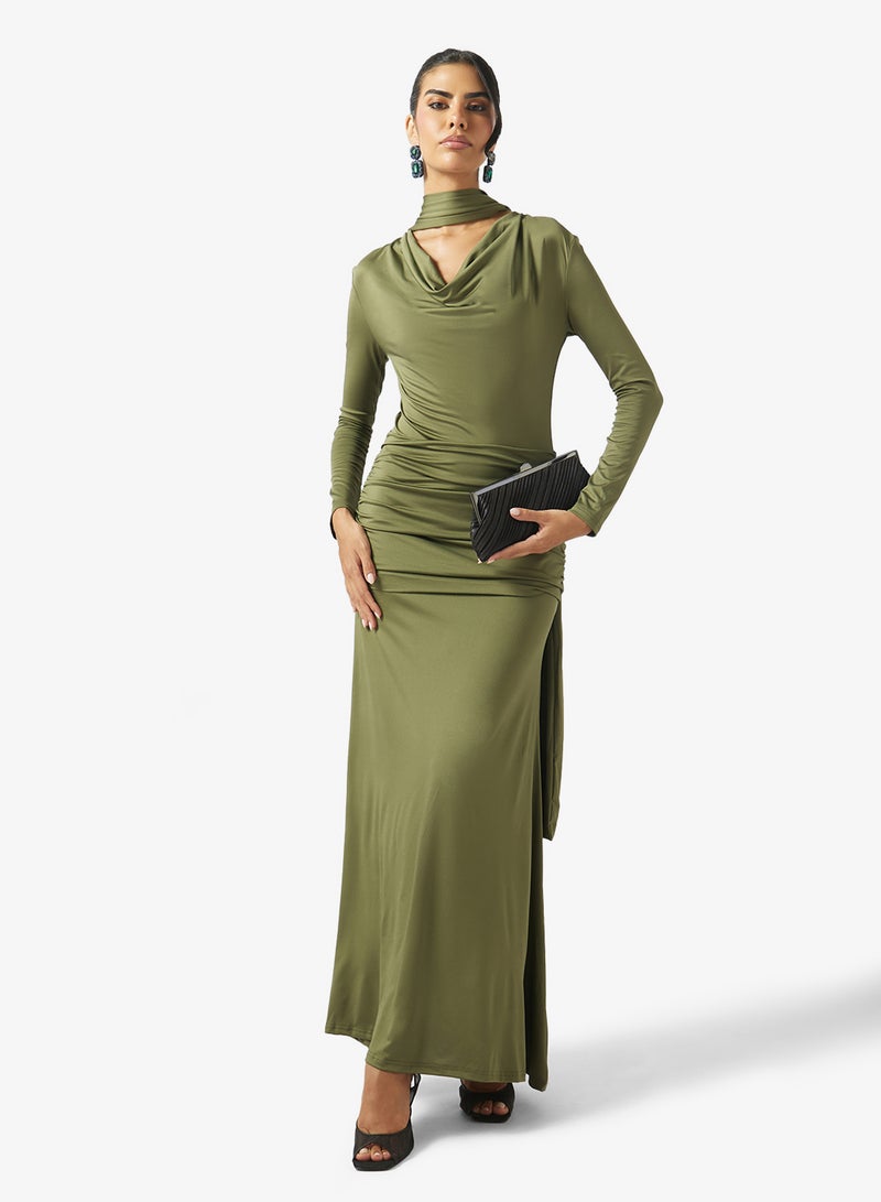 ايلا فستان بياقة ملتفة وقصة - Image 5