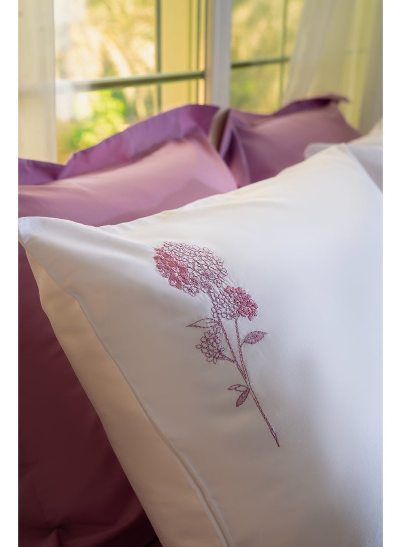 تى ام هوم طقم مفروشات وردة شرم  3 قطع من TM Home – قطن مصري 100% بـ 600 خيط – تطريز فاخر بـ 150,000 غرزة - Image 1