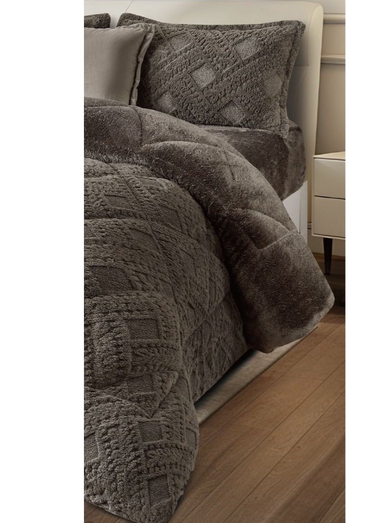 مينجلي مفرش سرير نفرين مخمل شتوي فخم بتصميم انيق وخامة تمنحك الدفئ والراحة 6 قطع، مقاس اللحاف 240x220 سم - Image 4