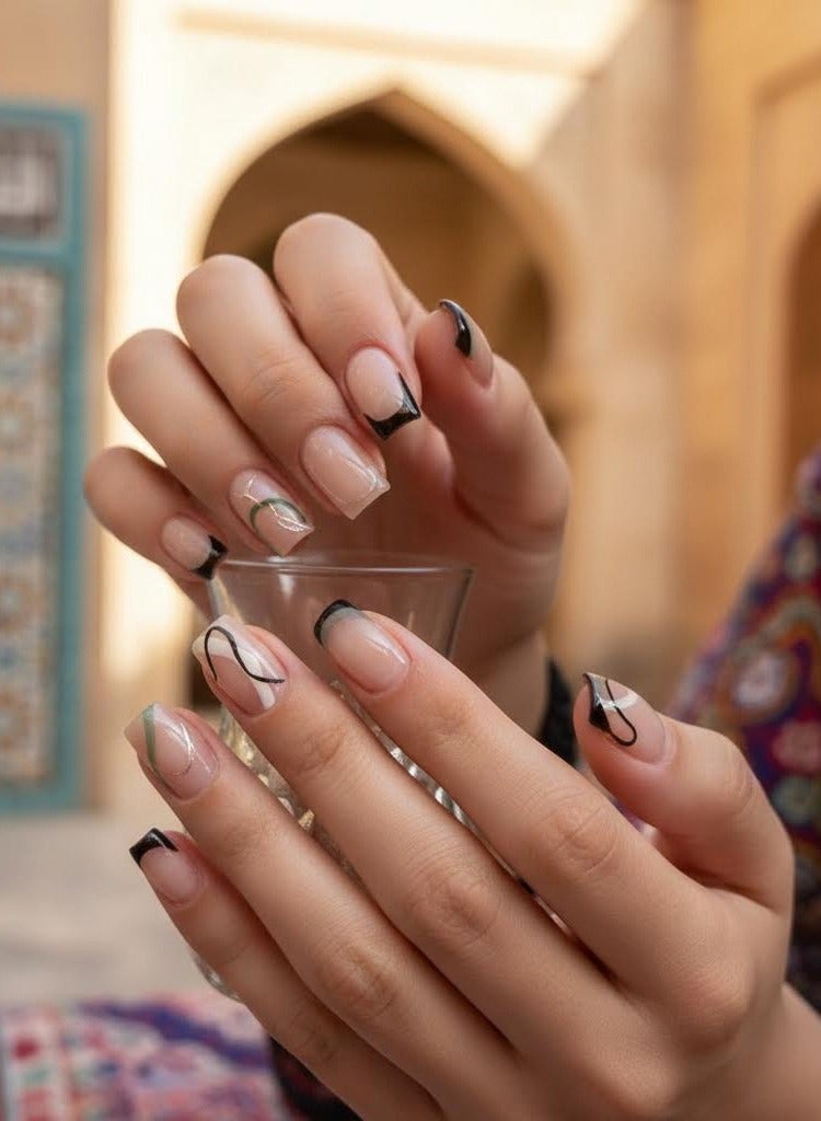مافيك طقم أظافر تركيب فرنسية 24 قطعة من maffick مع ملقط وعجلة زينة (نجوم وأقمار) - أظافر صناعية متوسطة الطول ([كوفين / مربع]) مع لاصق “سوبر هولد” - مجموعة أظافر مستعارة قابلة لإعادة الاستخدام (بدون صمغ) - Image 4