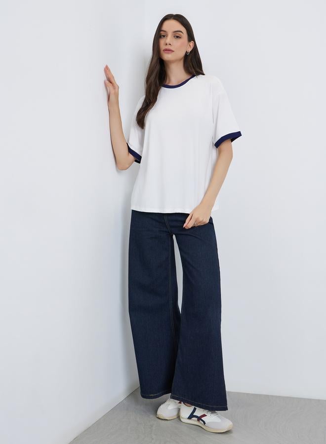 تايك تو تيشيرت فضفاض بتفاصيل خياطة مُتباينة - Image 1