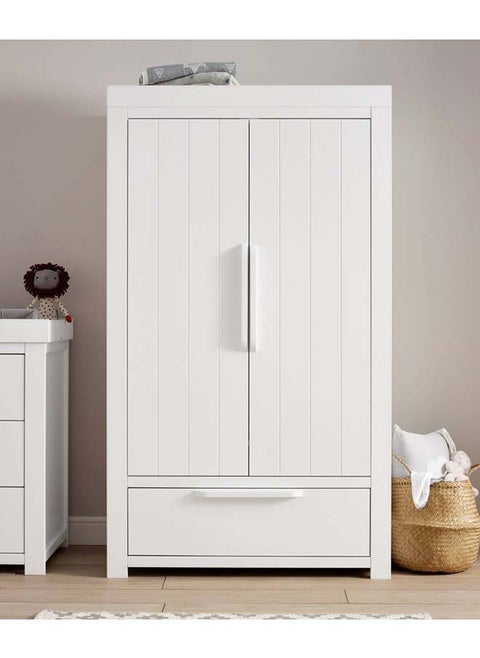 Wooden Wardrobe M0239