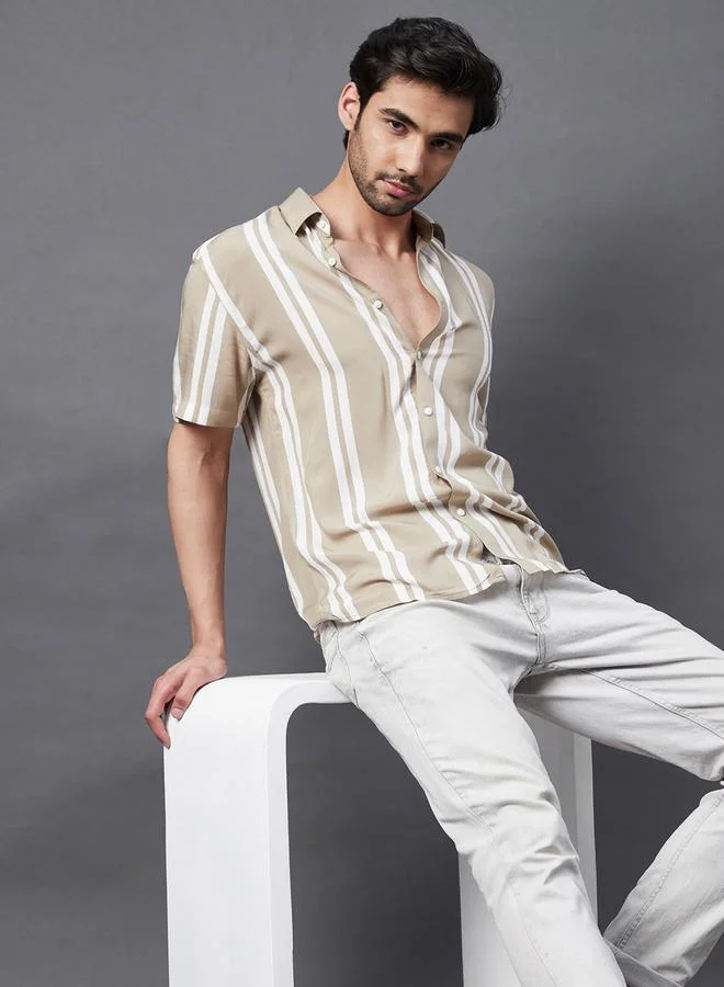 تايك تو قميص رايون مخطط لون بيج