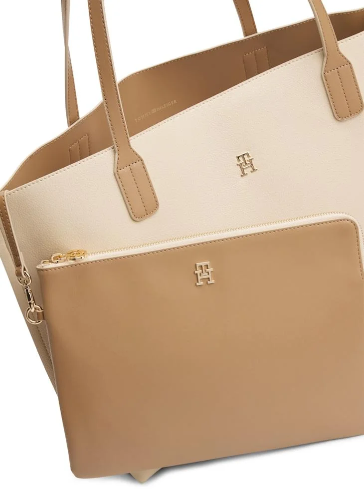 TOMMY HILFIGER Logo Detailed top handle Distinct Tote