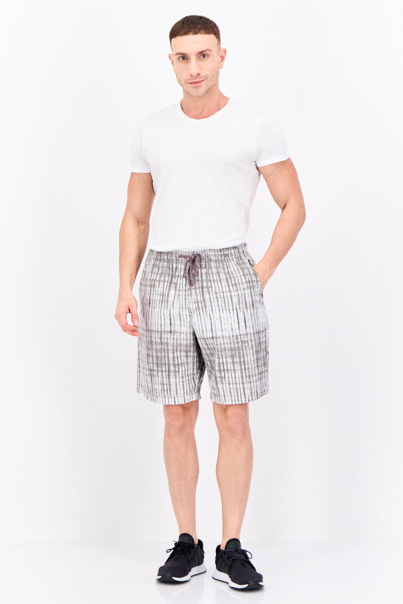 GAP Men Tie Dye Basic Shorts, Grey - Image 4