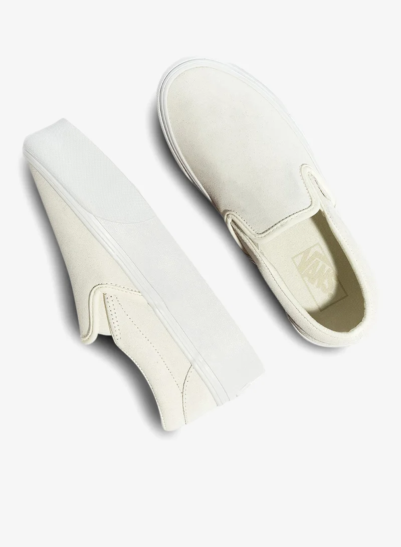 VANS White Women's Classic Slip-On Stackfoam Shoes for Women | Best Price UAE