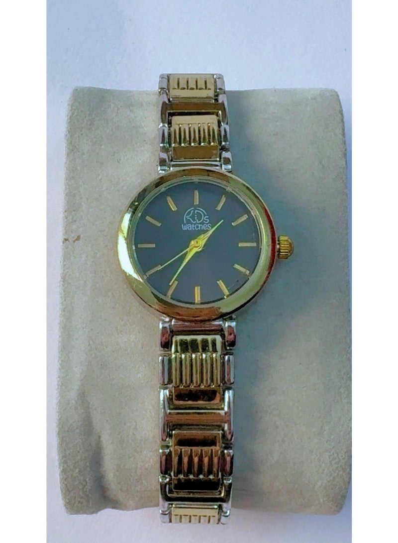 ار دي اس ساعة يد نسائية كوارتز من RDS Watches، مزودة بسلسلة من الفولاذ المقاوم للصدأ بلونين ذهبي وفضي، ومينا أسود أنيق، موديل 8465 - جديدة تمامًا - Image 1