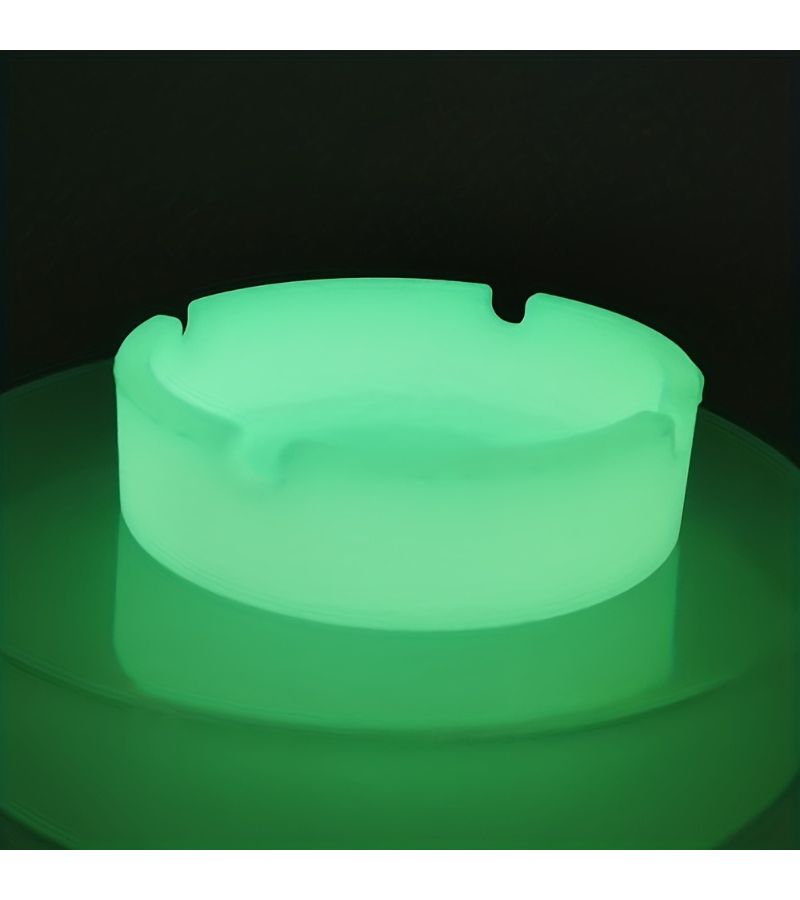 2Pcs Glow In The Dark Silicone Ashtrays Heat Resistant Flexible Easy To Carry Nighttime Illumination - Image 3