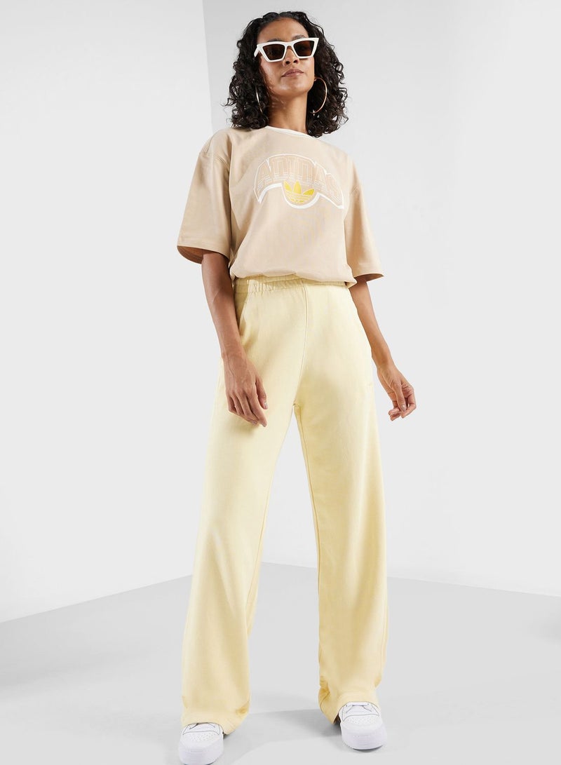 adidas Originals Essential Plus Sweatpants - Image 4