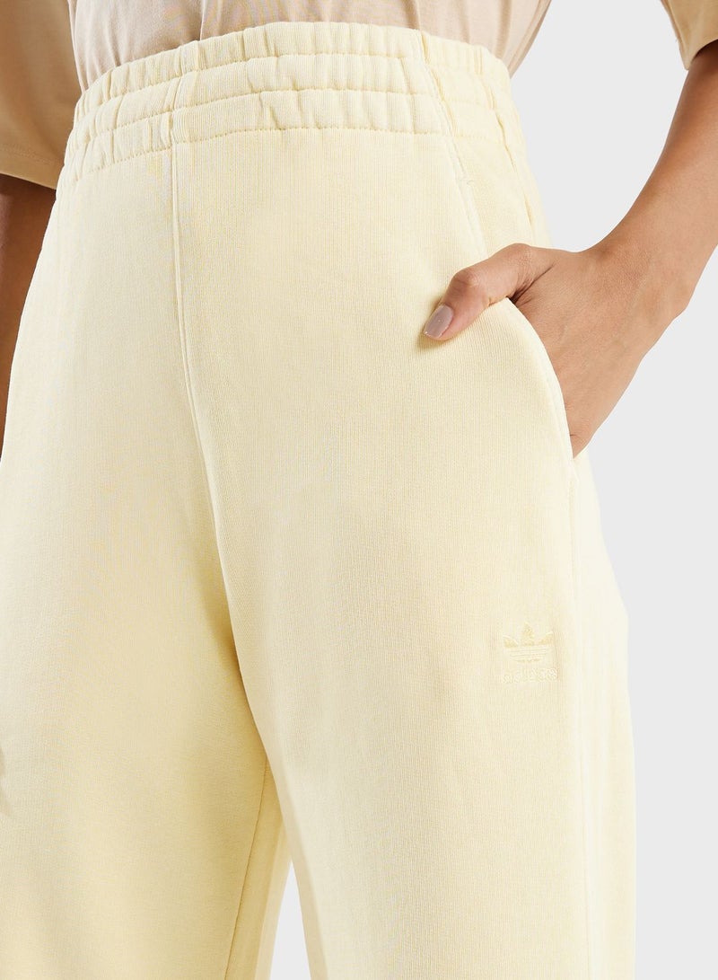 adidas Originals Essential Plus Sweatpants - Image 3