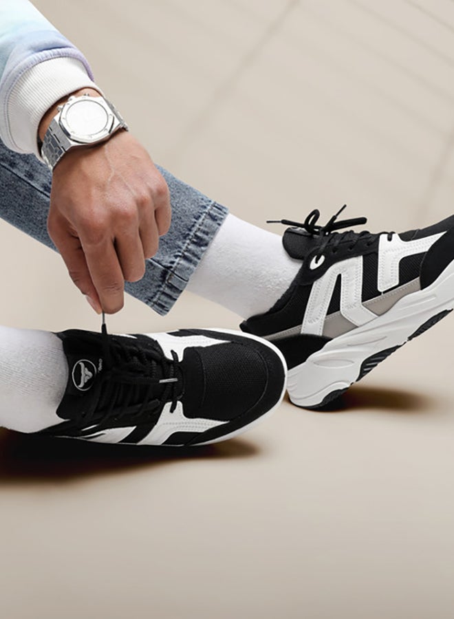 Q1 A luxury casual shoe with a fresh design concept