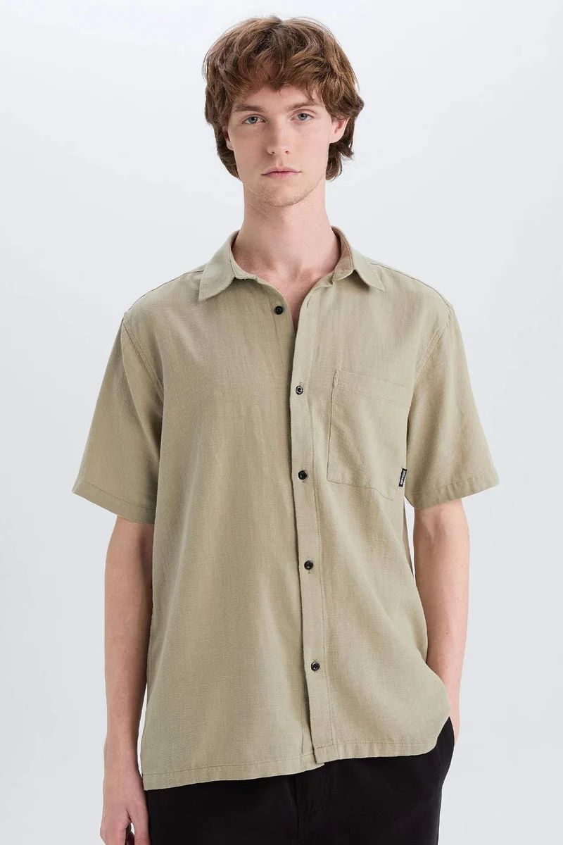 ديفاكتو Regular Fit Cotton Short Sleeve Shirt