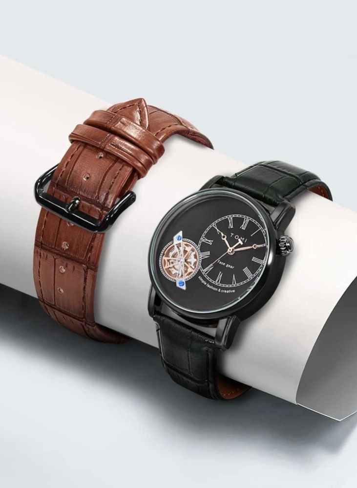 تومي ساعة يد بشكل مميز بعقارب وسوار جلد باللون الأسود وسوار باللون البني رجالي من تومي - Image 3