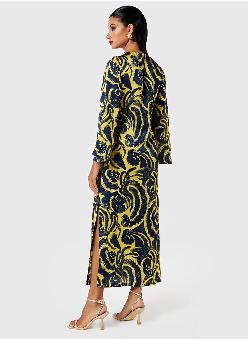 ثريدز باي اجوني Embellished Neck Printed Kaftan