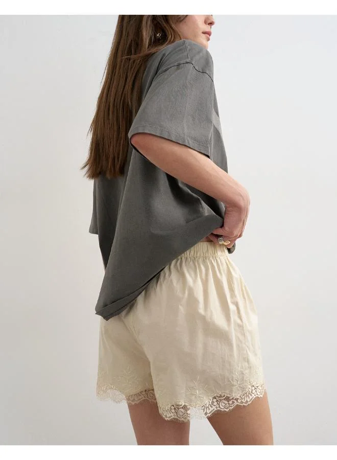 TOPSHOP Lace Trim Shorts Woven